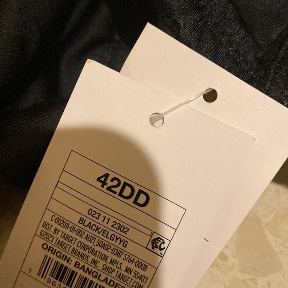 Women's Lace Unlined Bra - Auden™
Black 40DDD - Picture 10 of 11